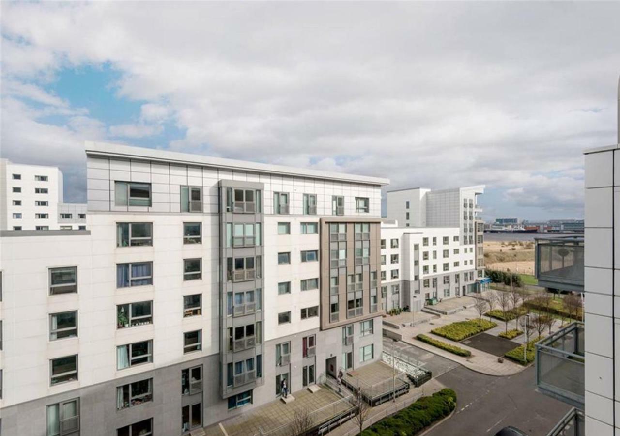 Stylish Penthouse Suite เอดินบะระ ภายนอก รูปภาพ
