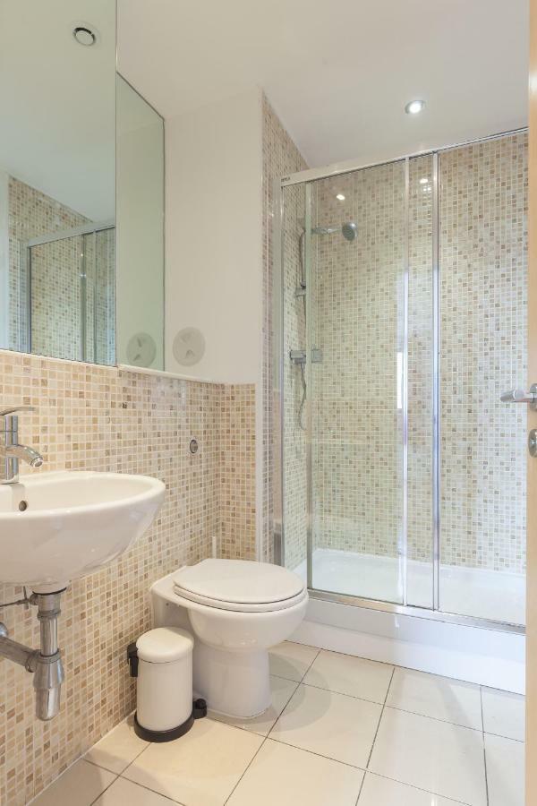 Stylish Penthouse Suite เอดินบะระ ภายนอก รูปภาพ