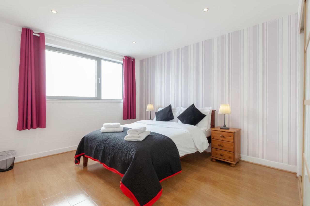 Stylish Penthouse Suite เอดินบะระ ภายนอก รูปภาพ