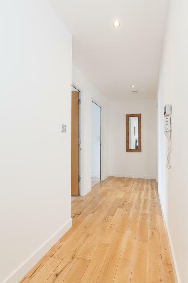 Stylish Penthouse Suite เอดินบะระ ภายนอก รูปภาพ