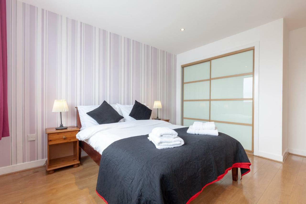 Stylish Penthouse Suite เอดินบะระ ภายนอก รูปภาพ
