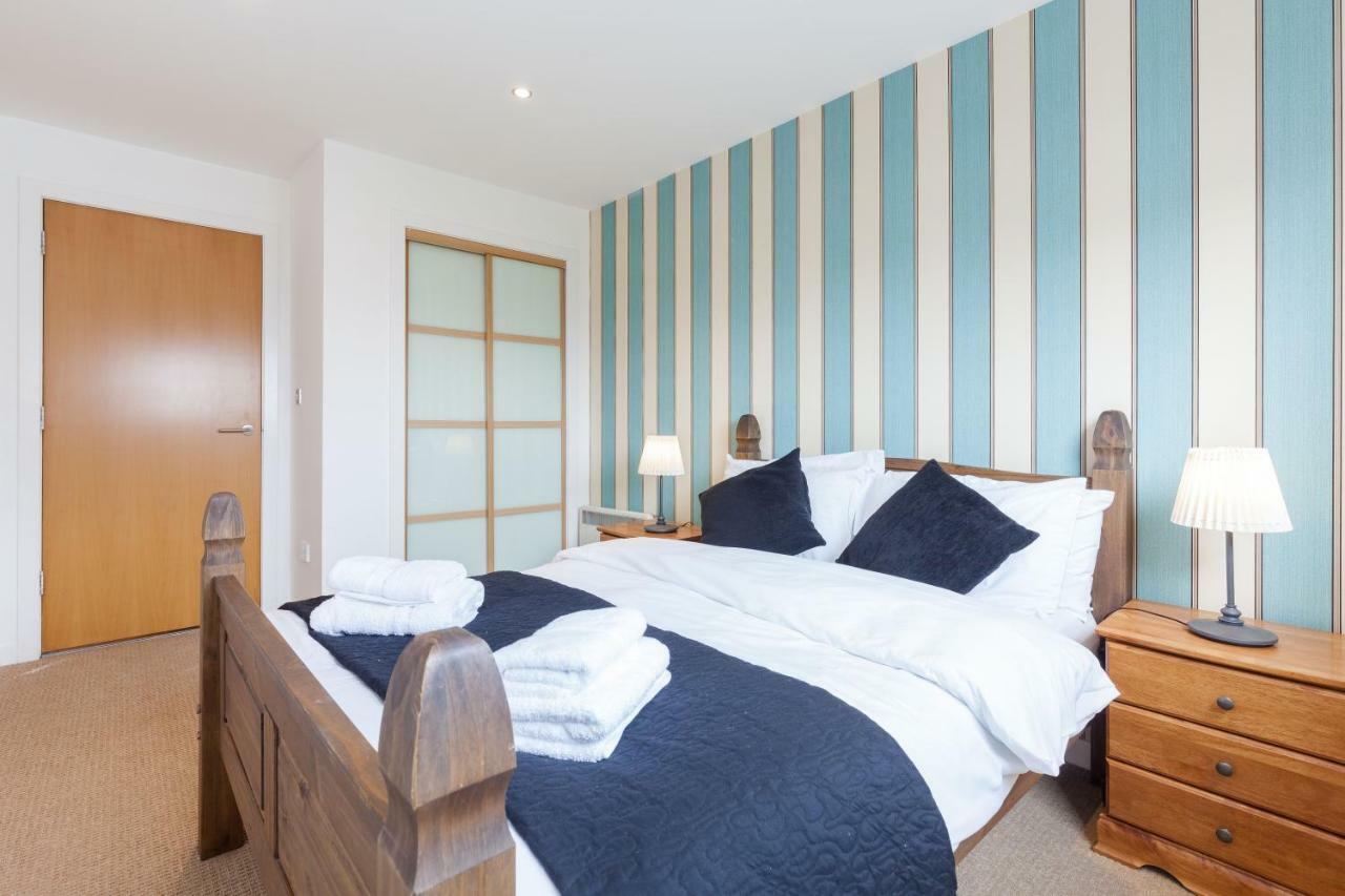 Stylish Penthouse Suite เอดินบะระ ภายนอก รูปภาพ